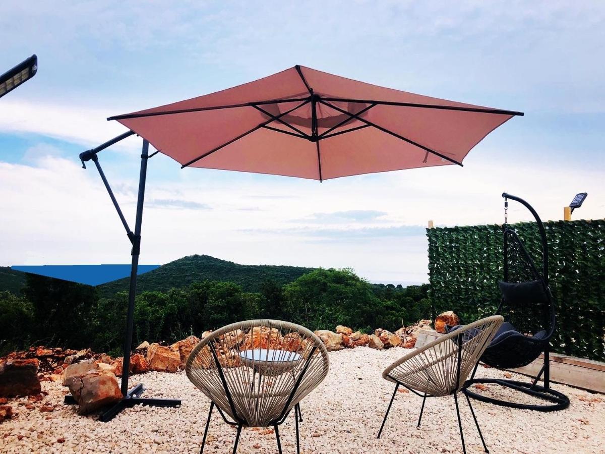 فيلا تيفاتفي Glamping Peninsula Lustica Rose المظهر الخارجي الصورة