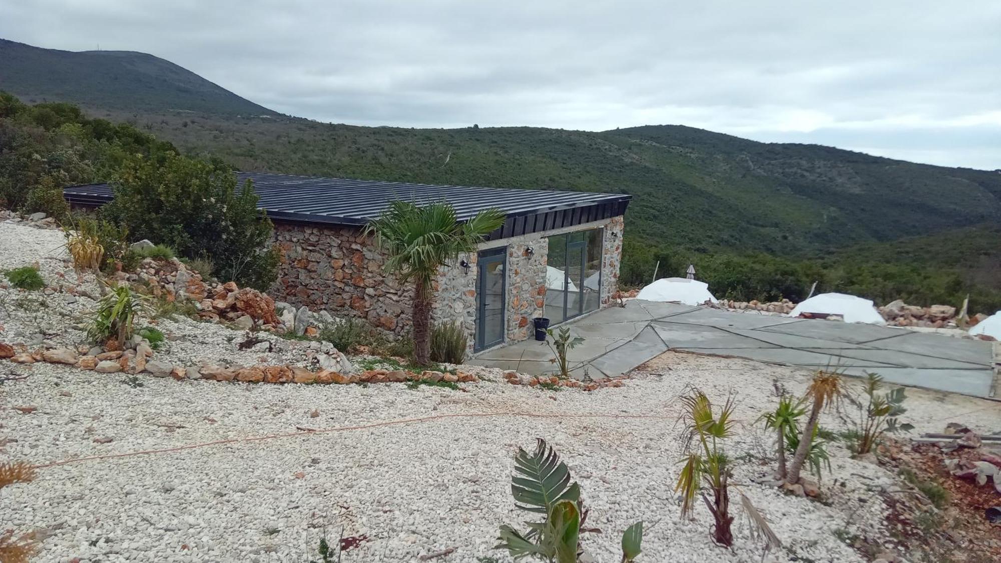 فيلا تيفاتفي Glamping Peninsula Lustica Rose المظهر الخارجي الصورة