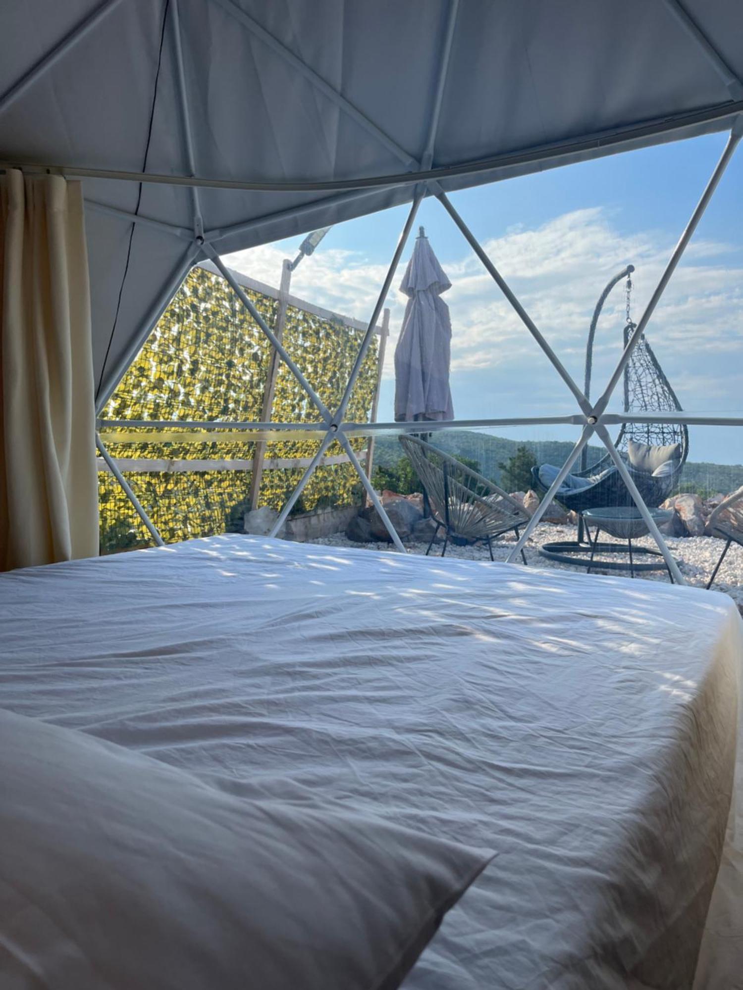 فيلا تيفاتفي Glamping Peninsula Lustica Rose المظهر الخارجي الصورة