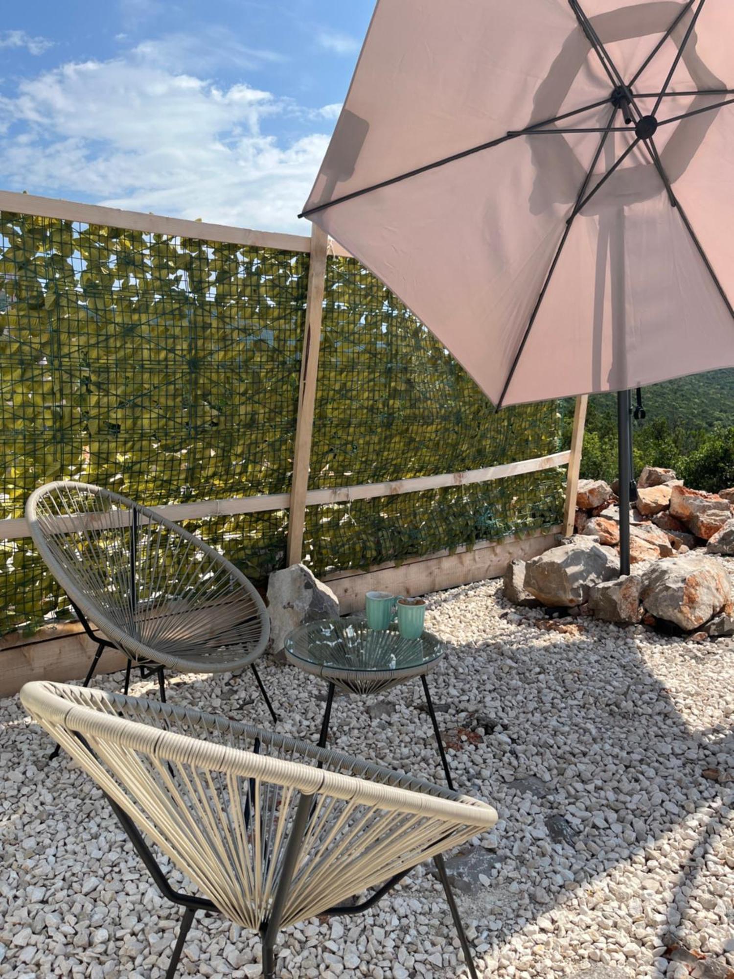 فيلا تيفاتفي Glamping Peninsula Lustica Rose المظهر الخارجي الصورة