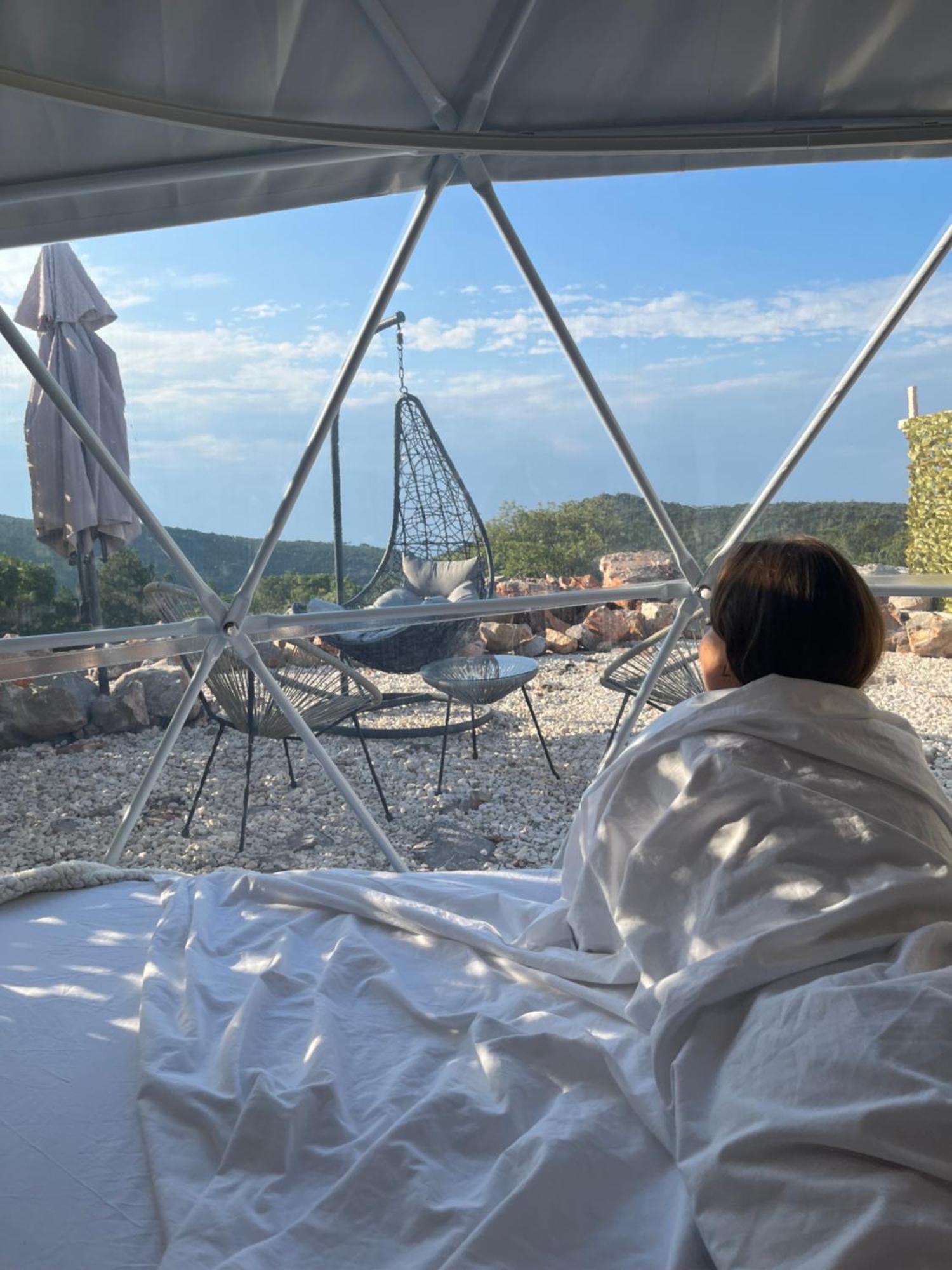 فيلا تيفاتفي Glamping Peninsula Lustica Rose المظهر الخارجي الصورة