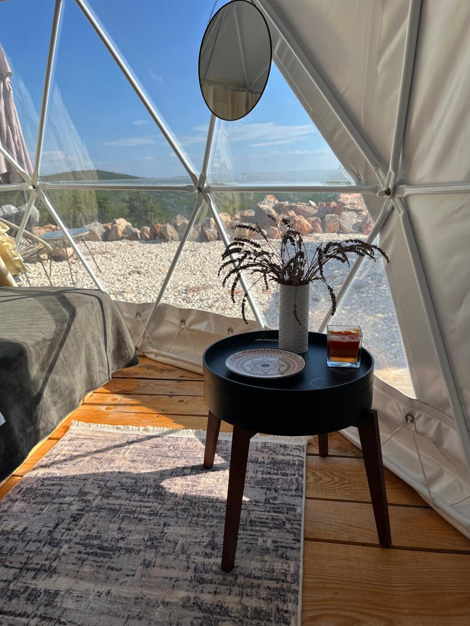 فيلا تيفاتفي Glamping Peninsula Lustica Rose المظهر الخارجي الصورة